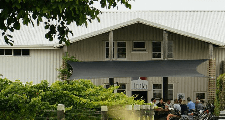 Huia Huia